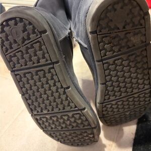 Kids Gray Slip-On Winter Boots